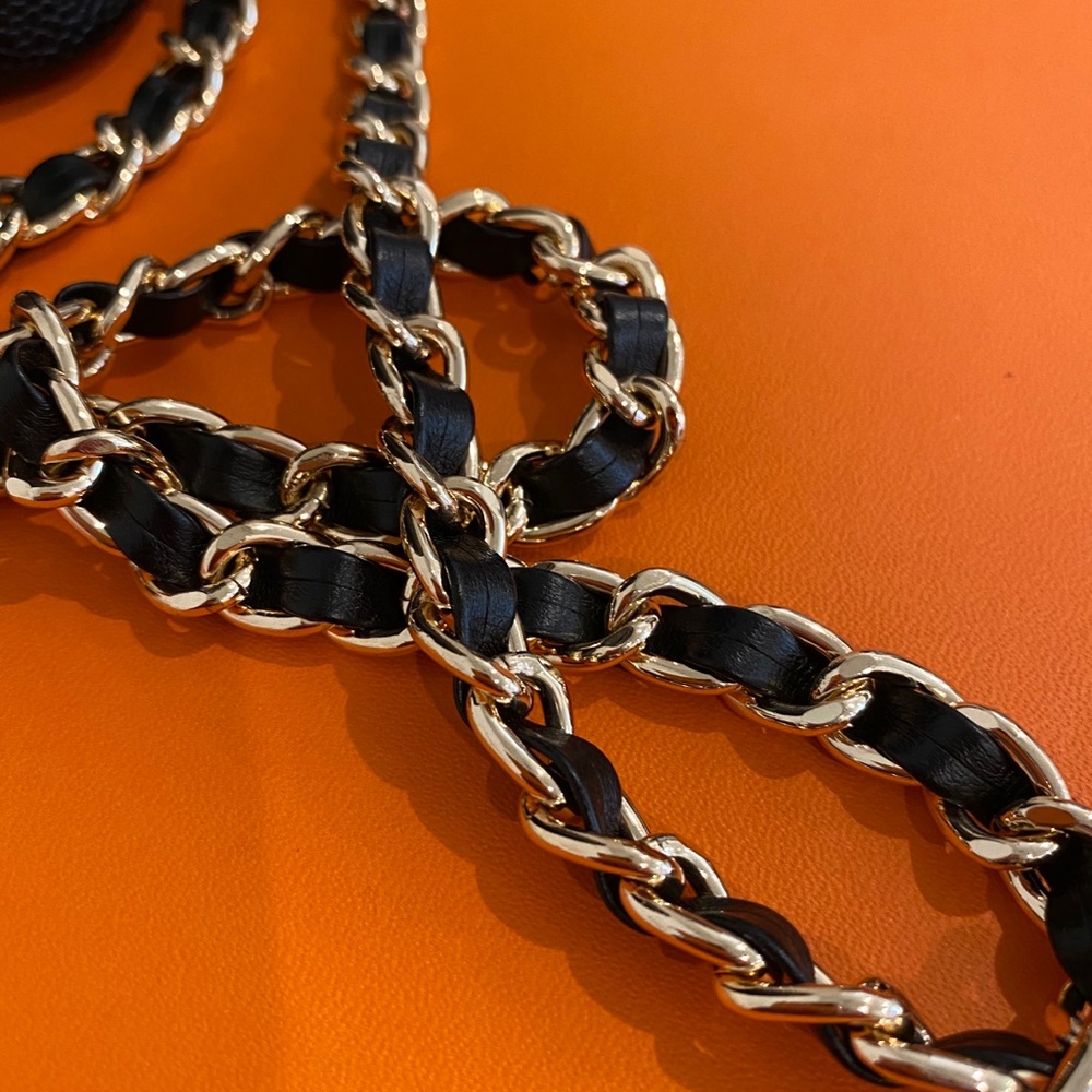 💓Sold💓Chanel Vintage Black Caviar Vanity Case - Picture 14 of 16